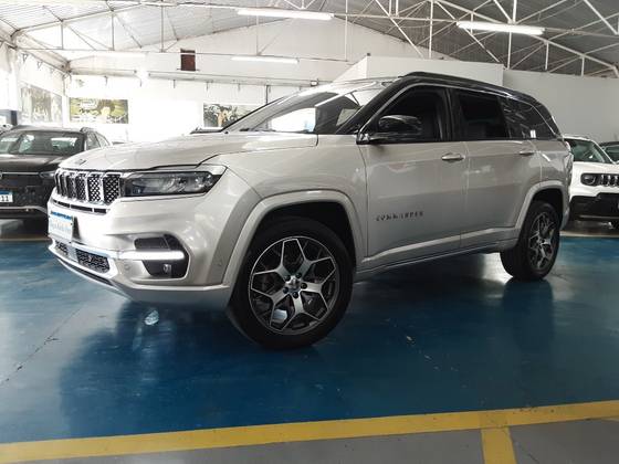 JEEP COMMANDER 2.0 TD380 TURBO DIESEL OVERLAND AT9 JEEP COMMANDER 2.0 TD380 TURBO DIESEL OVERLAND AT9